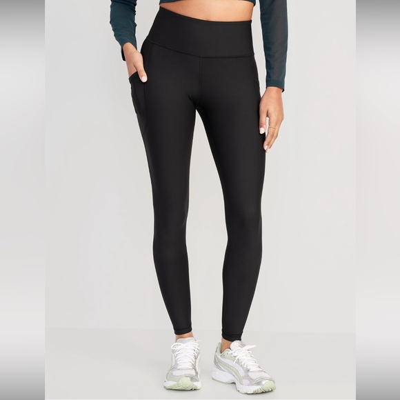 Old Navy Pants - Old Navy Black High-Waisted Powersoft Full Length Leggings with Pockets Small
